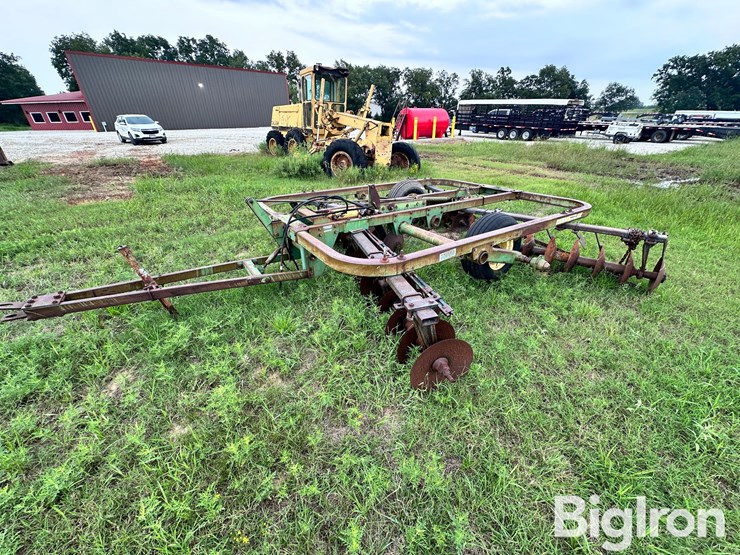 john-deere-td210-disk-image-1