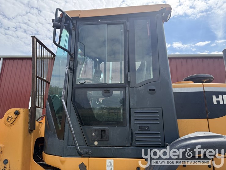 2011-hyundai-hl740-9-image-20
