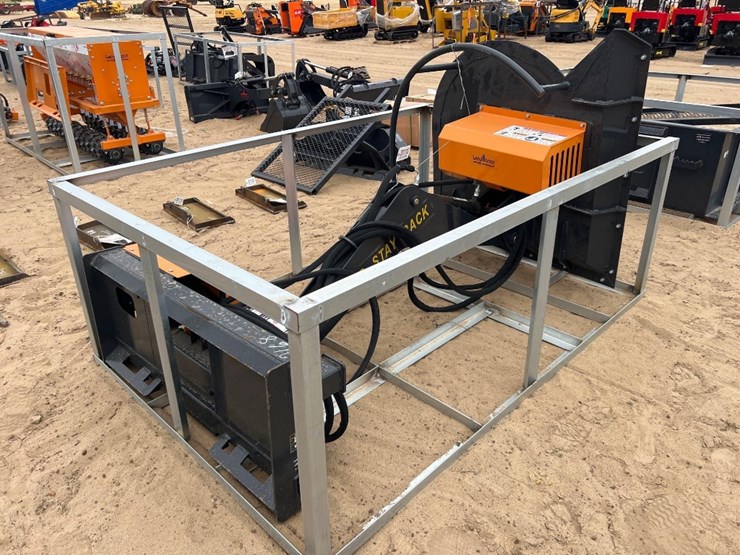 unused-landhonor-abc-13-125a-hyd-brush-cutter-image-2