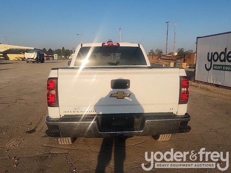 2017-chevrolet-1500-image-4