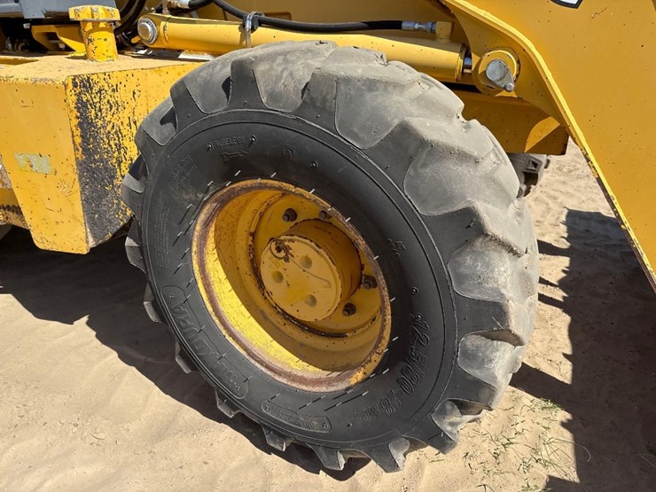 2006-deere-310sg-image-11