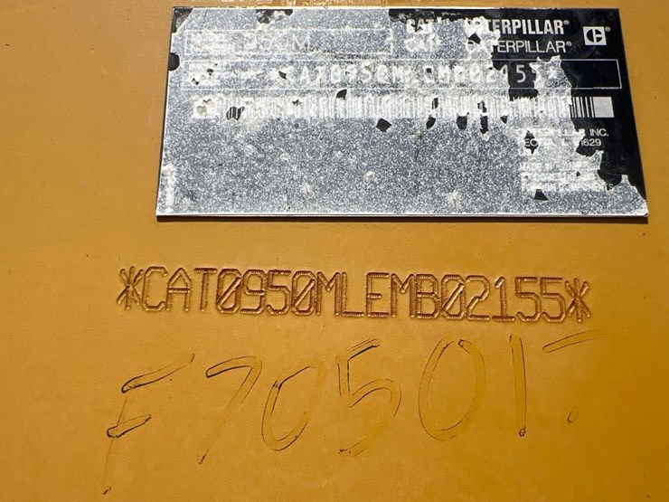 2016-caterpillar-950m-image-15