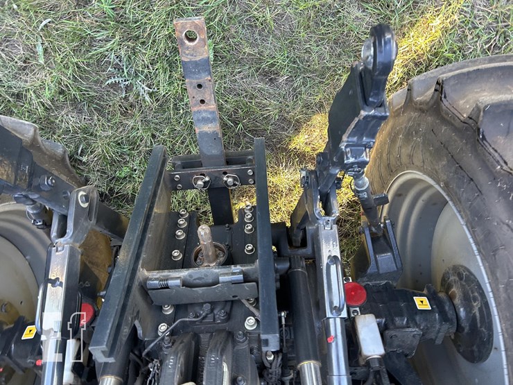 2022-deutz-fahr-6140-image-42