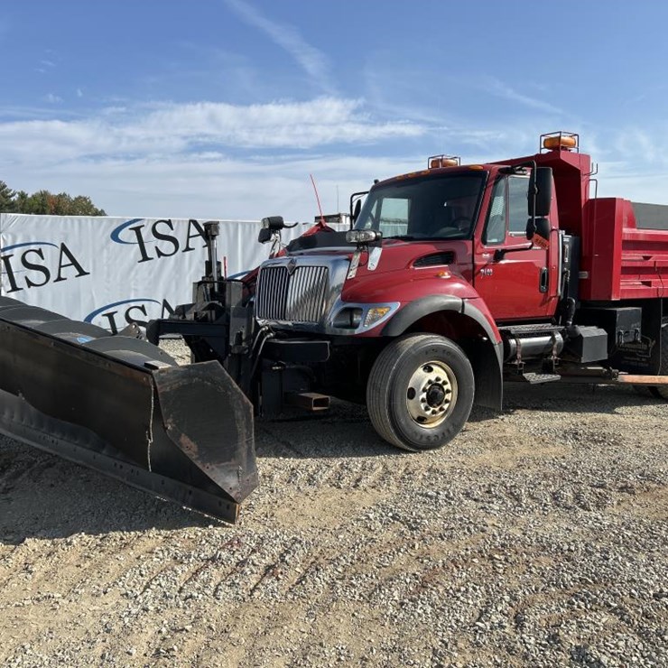 2007 INTERNATIONAL 7400