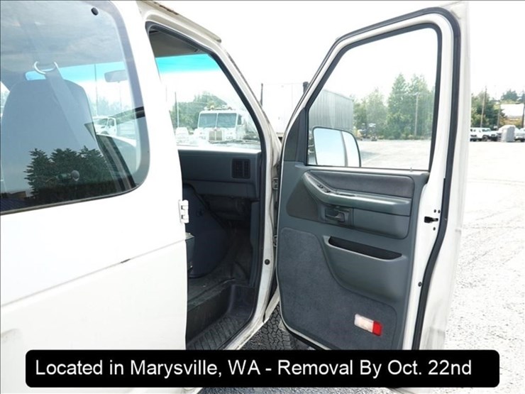 1996-ford-e350-image-25