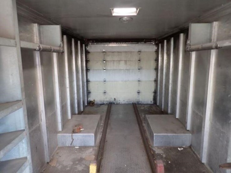 2012-freightliner-mt55-image-24