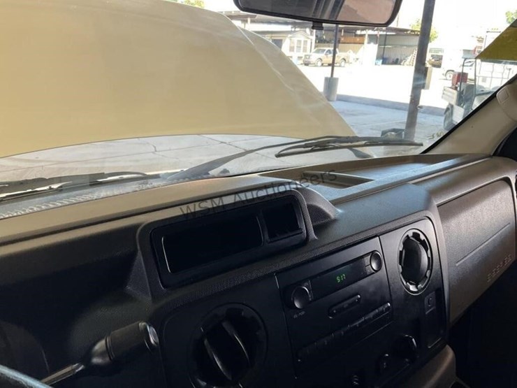 2009-ford-e350-image-20