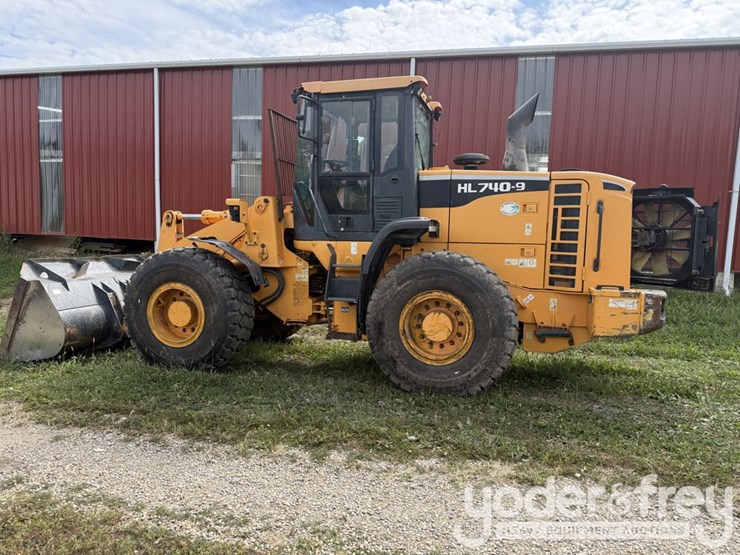 2011-hyundai-hl740-9-image-2