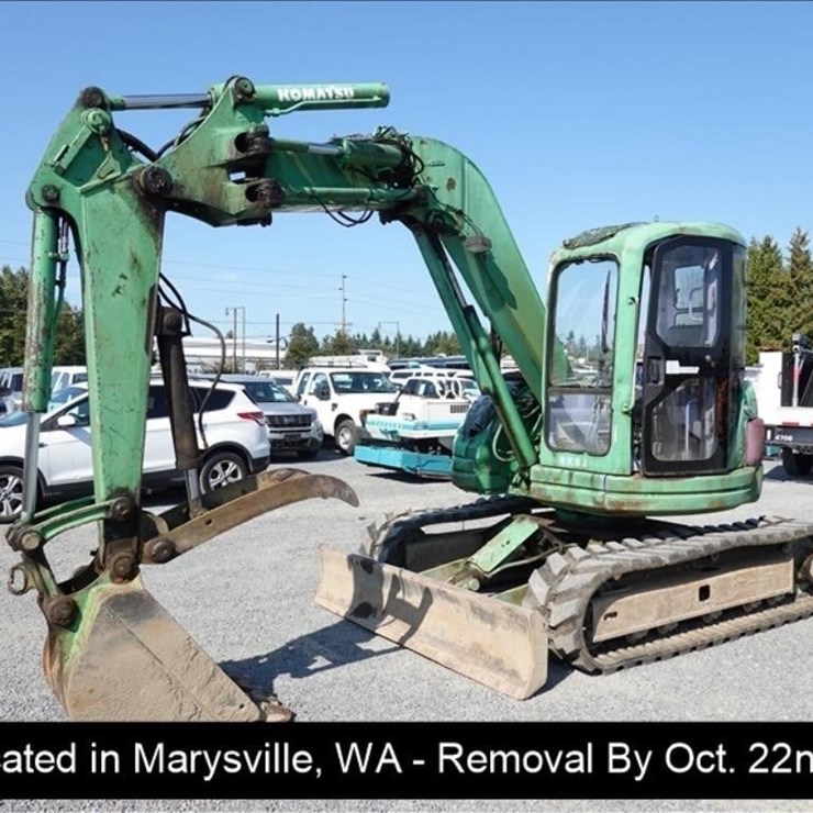KOMATSU PC75UU-2