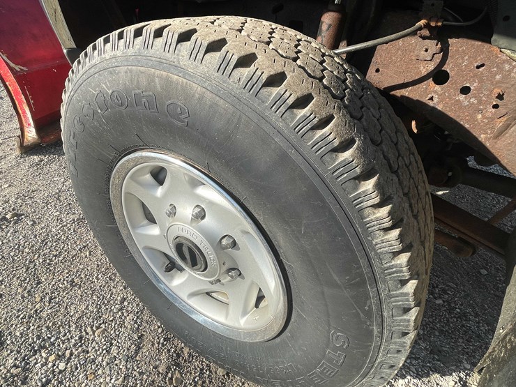 2000-ford-f250-xl-image-10