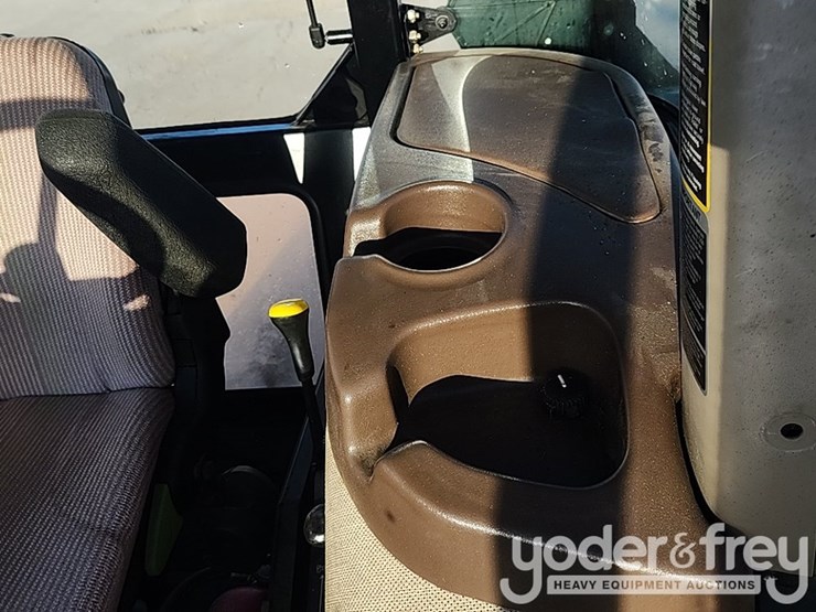 2009-john-deere-5093e-image-18