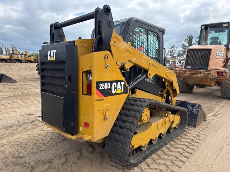 2016-caterpillar-259d-image-6