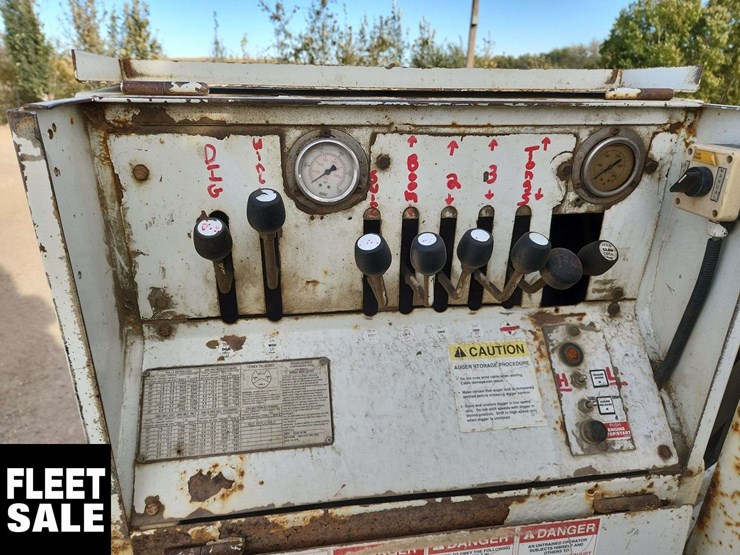 2005-international-workstar-7500-image-38