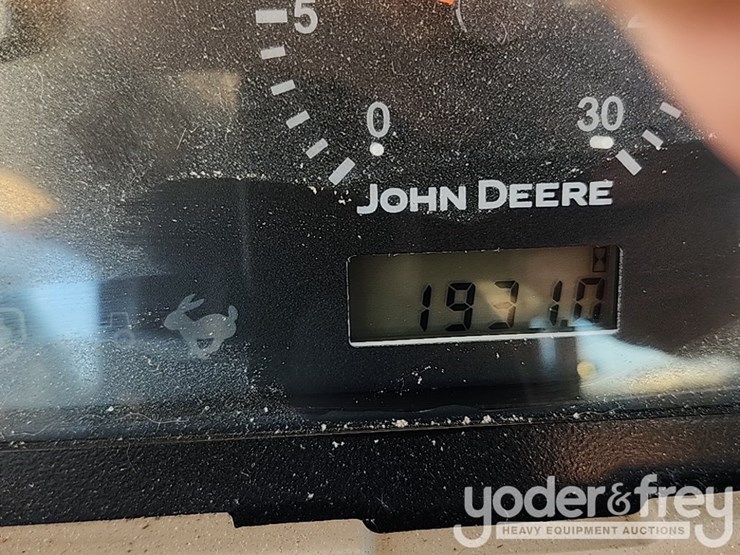 2009-john-deere-5093e-image-26