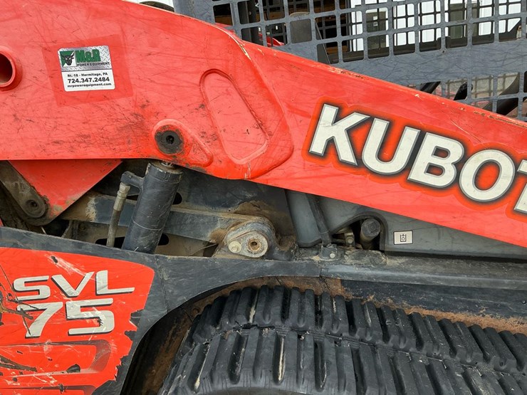 2012-kubota-svl75-image-29