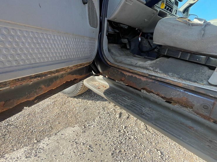 2000-ford-f250-xl-image-45