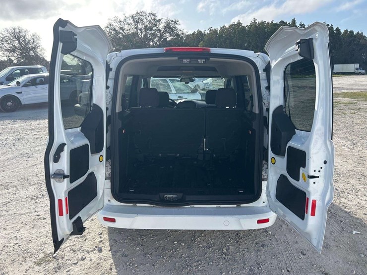 2014-ford-transit-connect-image-18