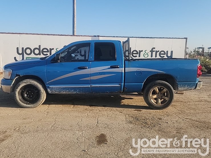 2008-dodge-1500-image-3
