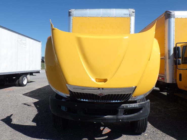 2019-international-durastar-4300-image-12