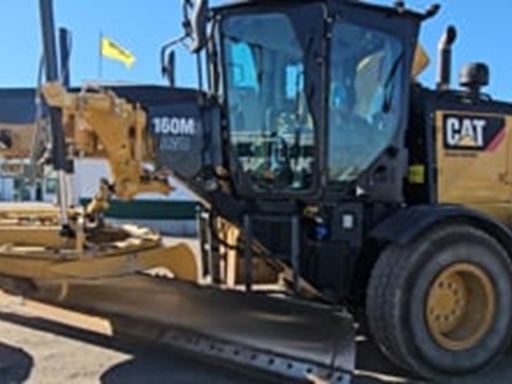 caterpillar-160m3-awd-image-5