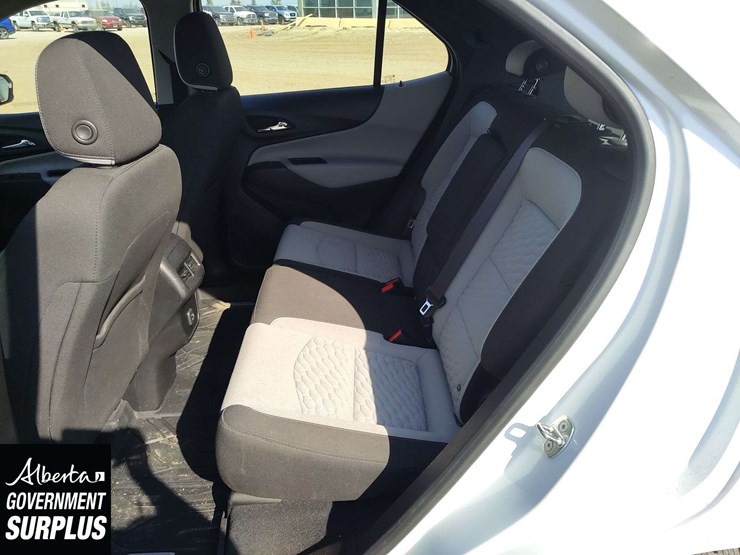 2020-chevrolet-equinox-image-15
