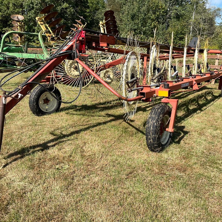#1670 • H&S Hi Capacity Wheel Rake