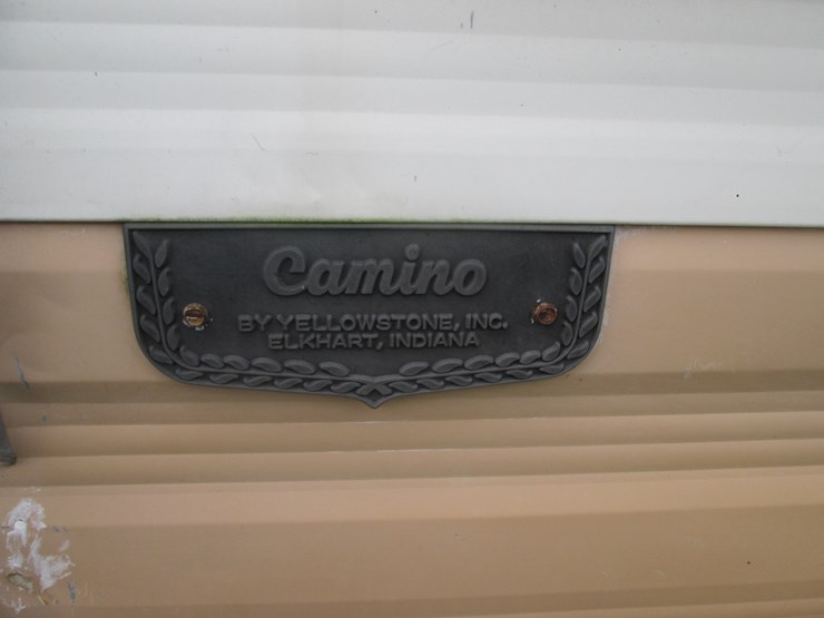 #5043-•-yellowstone-18'-camper-(no-title)-image-4