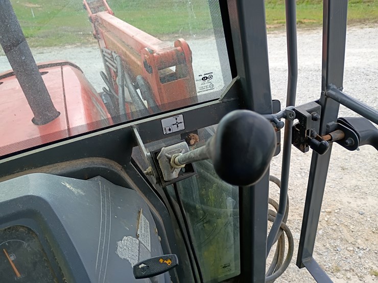 2004-kioti-dk65c-image-37
