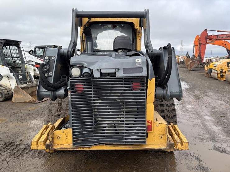 deere-325g-image-8