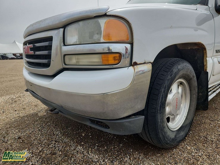 2004-gmc-yukon-xl-image-31