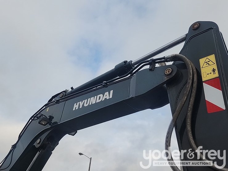 2023-hyundai-hx85a-image-18