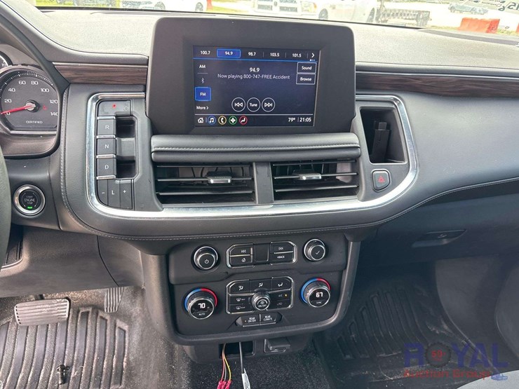 2021-chevrolet-tahoe-image-17