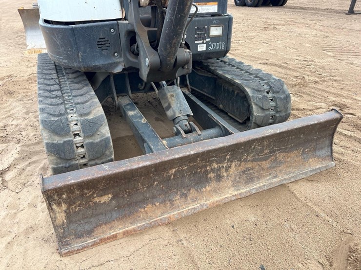 2019-bobcat-e50-image-26