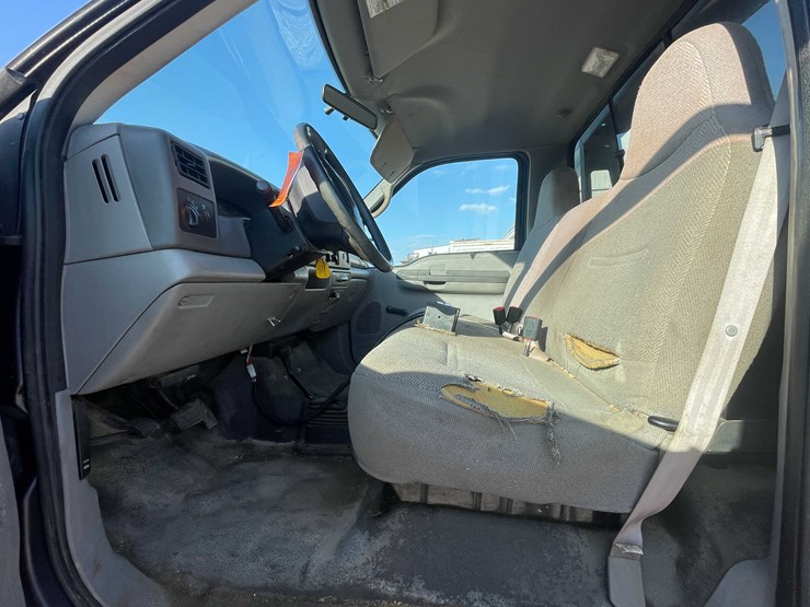 2000-ford-f250-xl-image-47