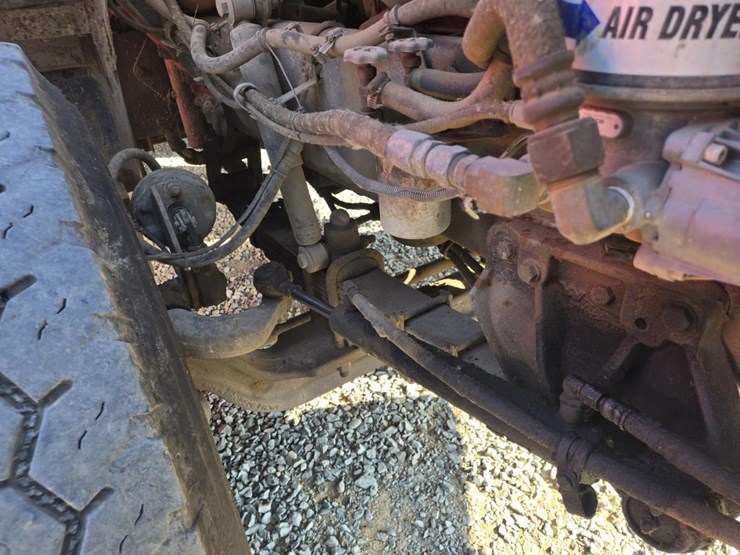 2003-caterpillar-c12-image-32
