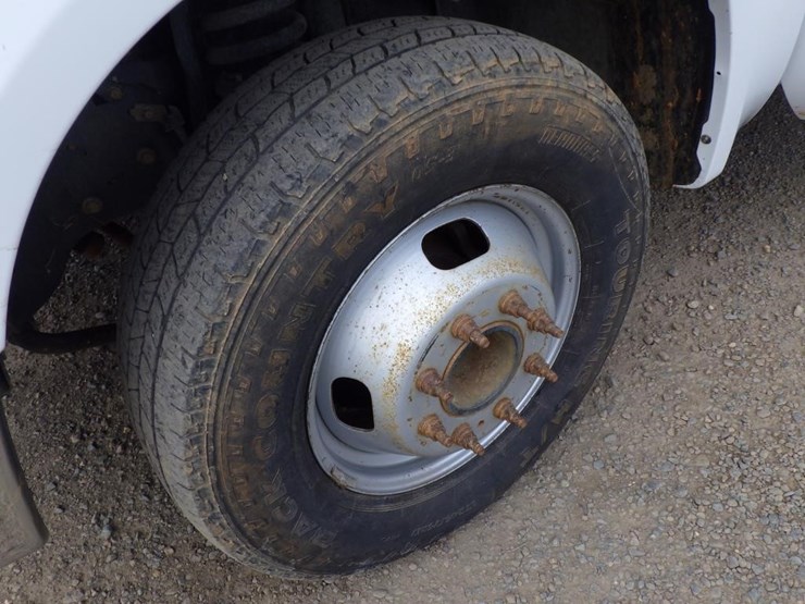 2010-ford-f350-image-12