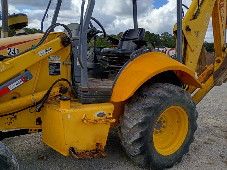 new-holland-lb75-image-29