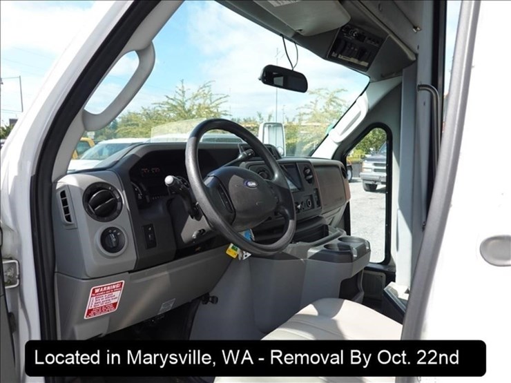 2012-ford-e450-image-25