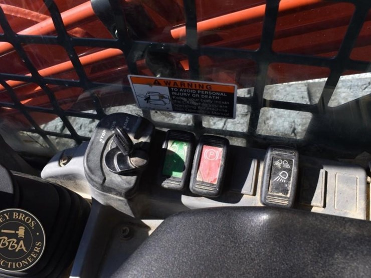 2021-kubota-svl97-2-image-22