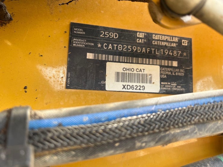 2018-caterpillar-259d-image-21