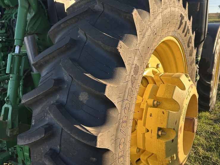 john-deere-6175r-image-40