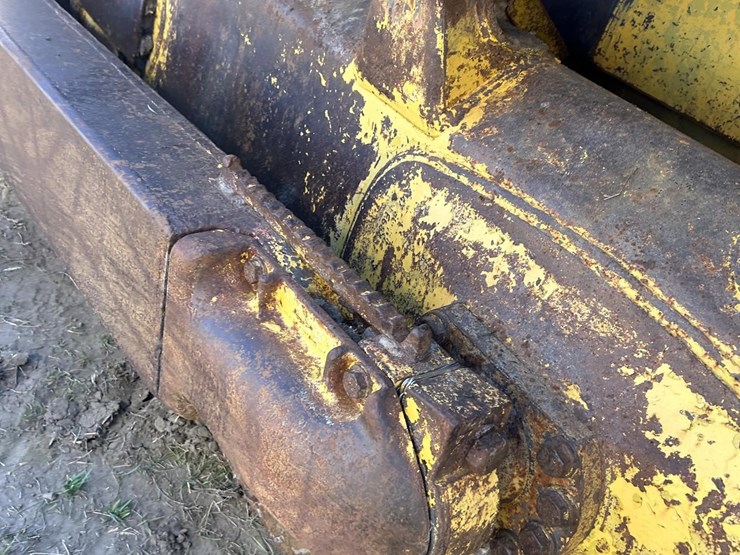 komatsu-d65ex-12-image-38