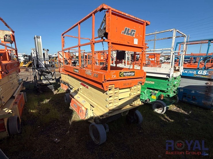 2018-jlg-3246es-image-2