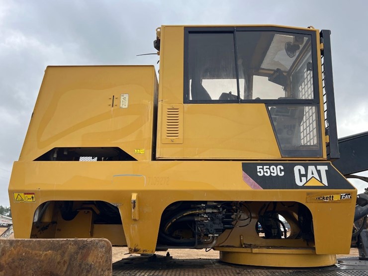 2013-caterpillar-559c-image-39