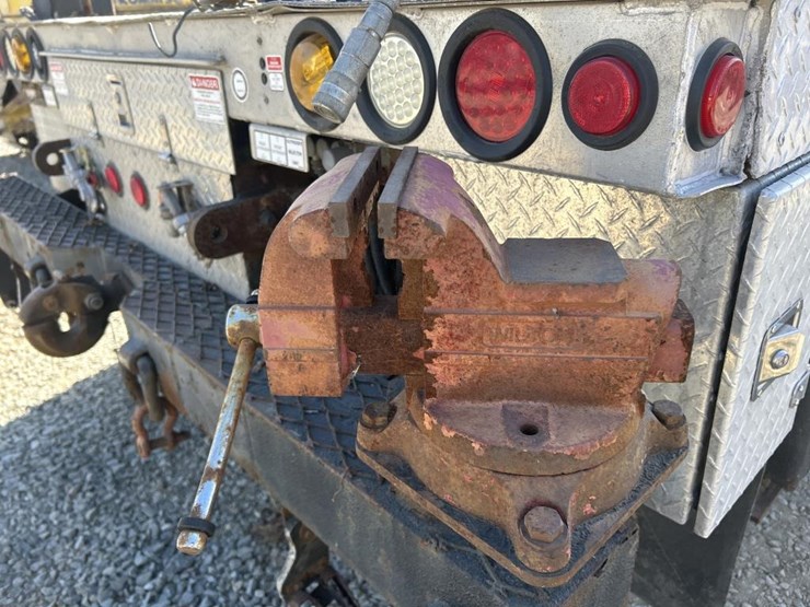 2012-terex-commander-5050-image-37