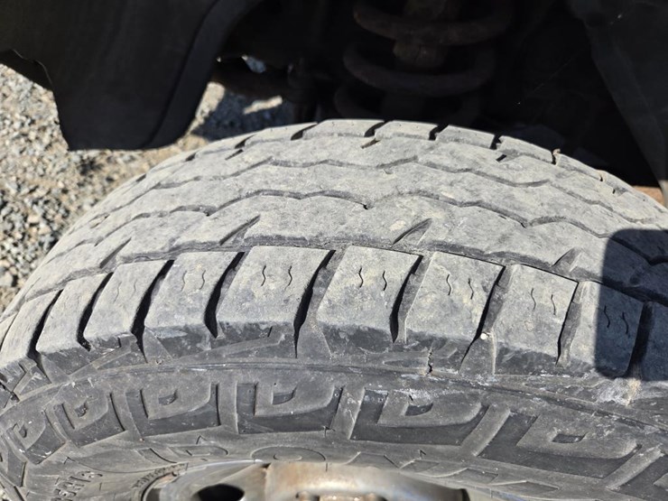 2000-dodge-2500-image-46