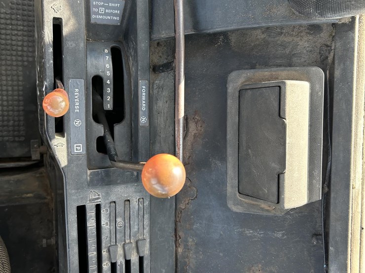 john-deere-4840-image-32