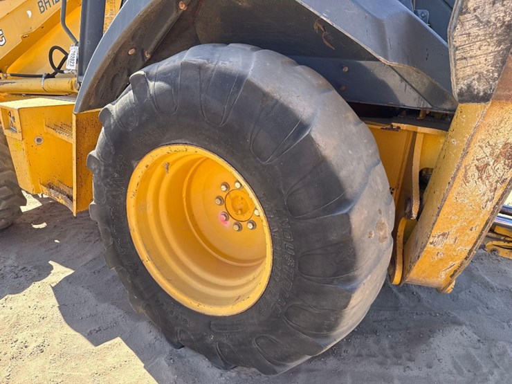 2006-deere-310sg-image-9