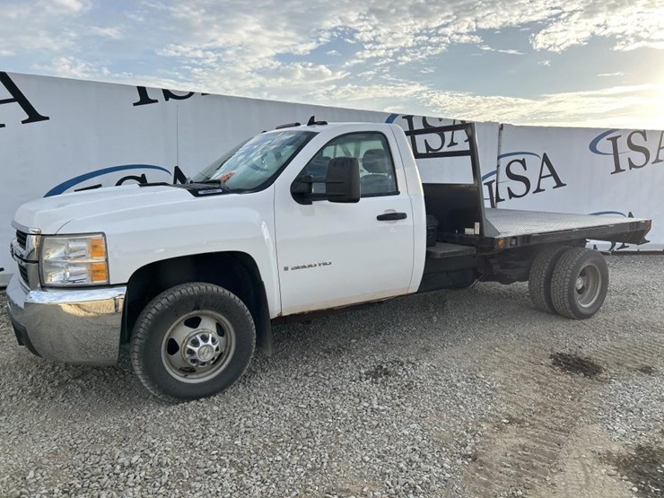 2008-chevrolet-silverado-3500-image-1