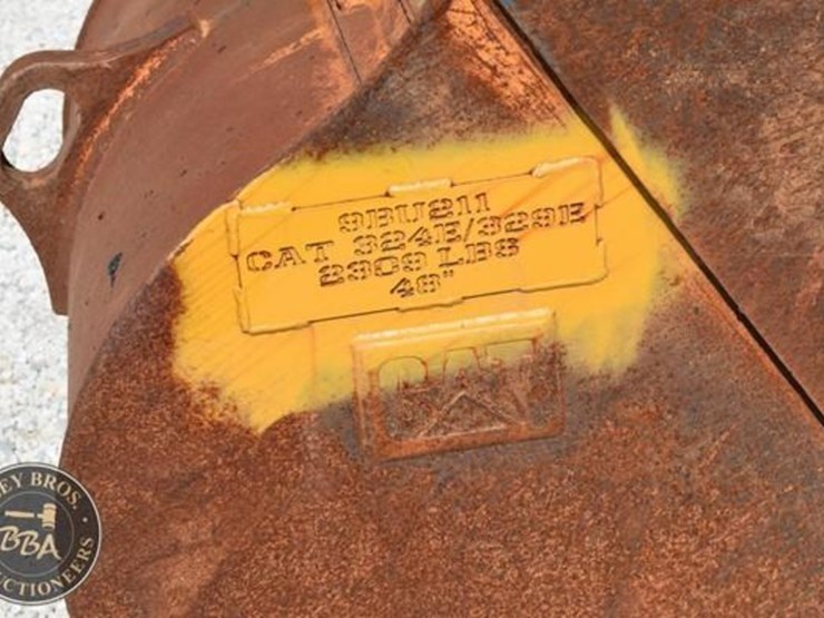 2015-caterpillar-328d-lcr-image-48